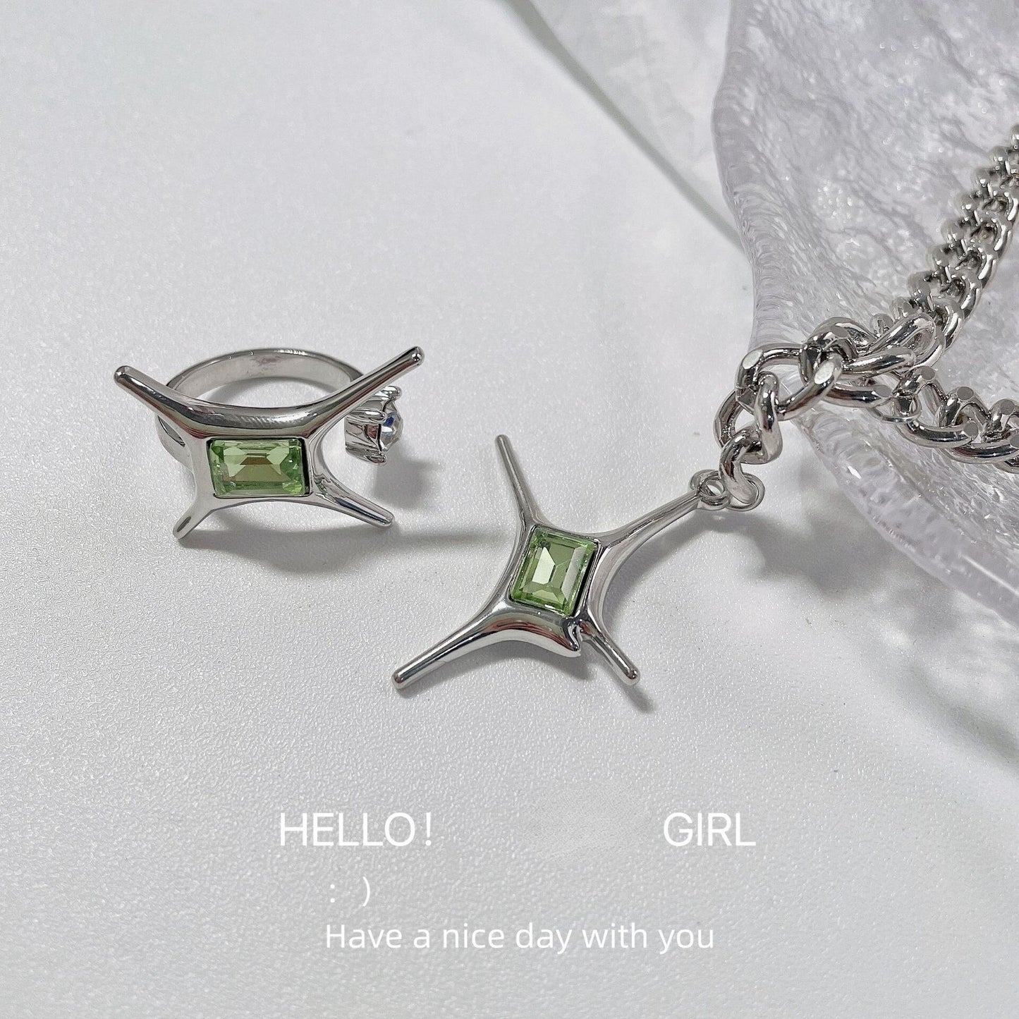 Green Imitation Gemstone Star Ring